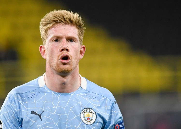 足协杯决赛门票共3.2万张，分区可能会根据售票情况调整（足协杯决赛投放3.2万张门票，分区将随销售情况动态调整）