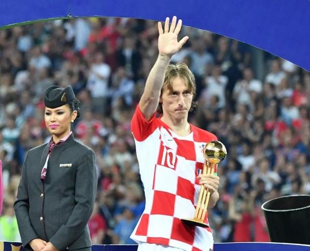 伊涅斯塔：会想念踢球的时光；进巴萨一线后每天都会观察哈维（伊涅斯塔：会怀念踢球岁月；升入巴萨一队后每日观察哈维）