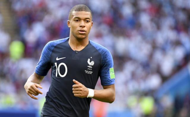 一箭双雕，姆巴佩上演皇马生涯&欧冠首次大四喜（双喜临门，姆巴佩完成皇马生涯与欧冠首个大四喜）