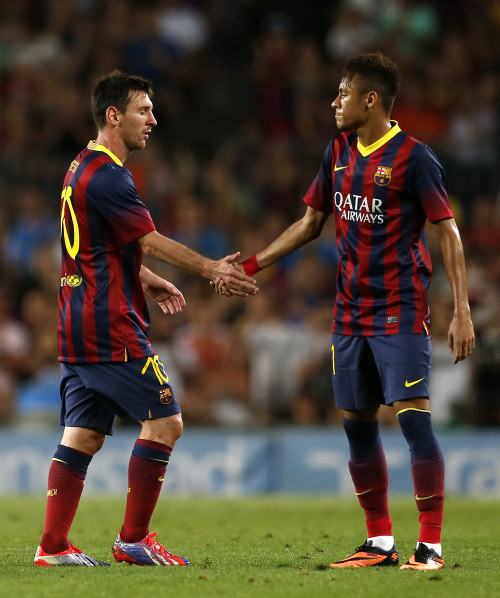 安布：在没中锋的情况下，普利希奇搭莱奥可能存在兼容问题（安布：无中锋时，普利希奇与莱奥的搭档或存兼容隐患）