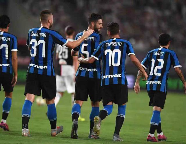 不堪入耳，李平康晒此前戴琳辱骂债主的录音（刺耳难听，李平康公开此前戴琳谩骂债主的录音）