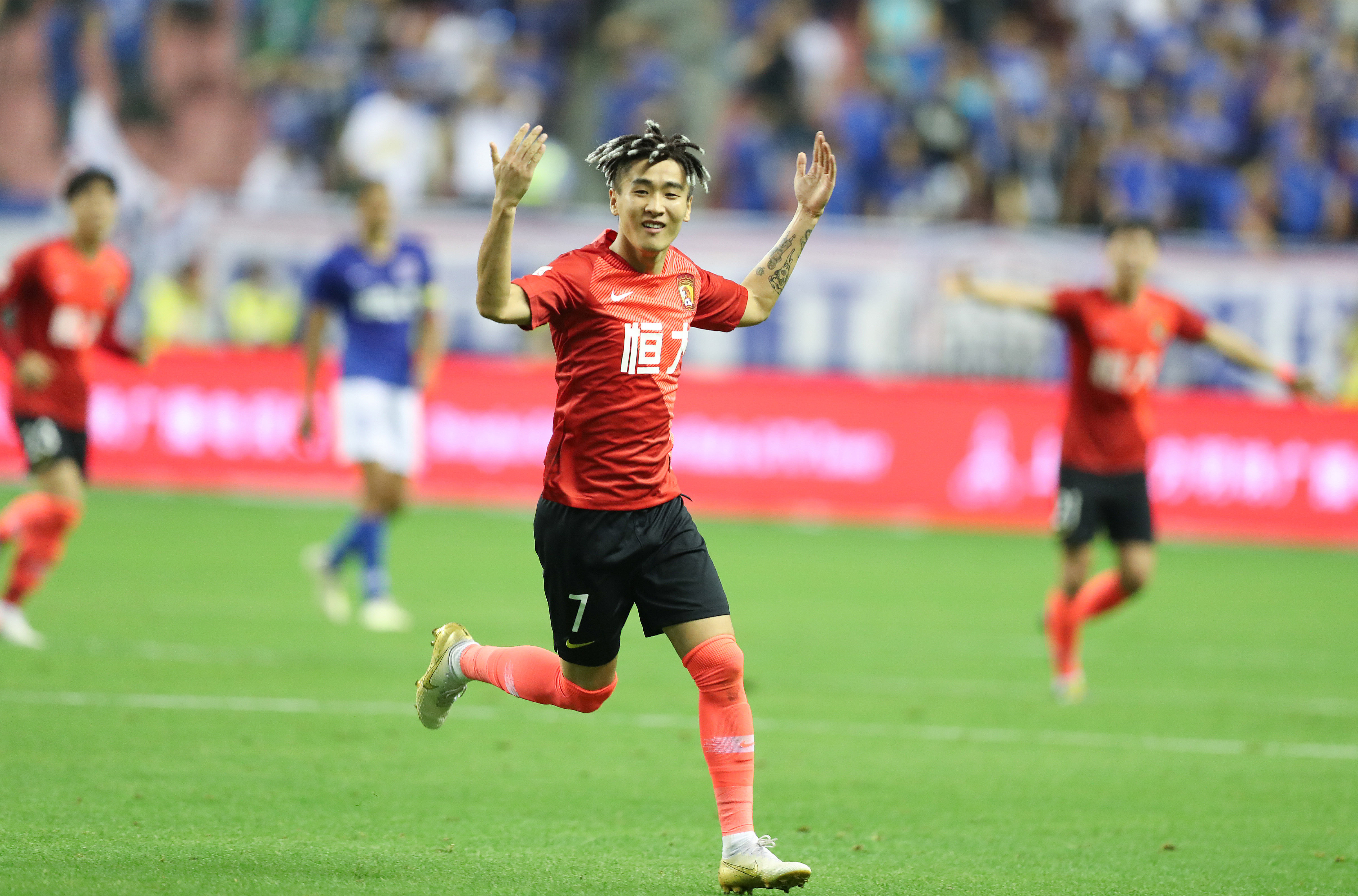 被判争议点球！圣克拉拉主帅：今天是葡萄牙足球的黑暗日（争议点球成焦点，圣克拉拉主帅：葡萄牙足球迎来至暗时刻）