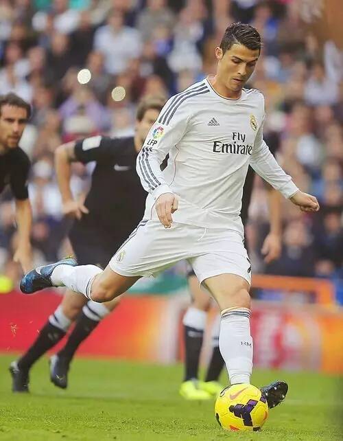 回应塞梅尼奥传闻！马雷斯卡：这不是我关注重点，我非常认可现在阵容（马雷斯卡谈塞梅尼奥传闻：非当务之急，我对现有阵容很满意）